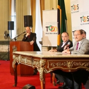 Coletiva de Imprensa